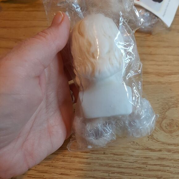 Vtg 1999 Premier Porcelain 3.5" Santa Head & Hands #10652 sealed + 2nd set - Picture 7 of 10